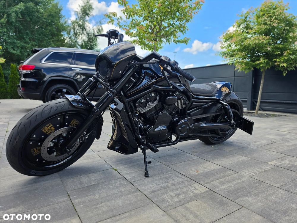 Harley-Davidson V-Rod Muscle - 21
