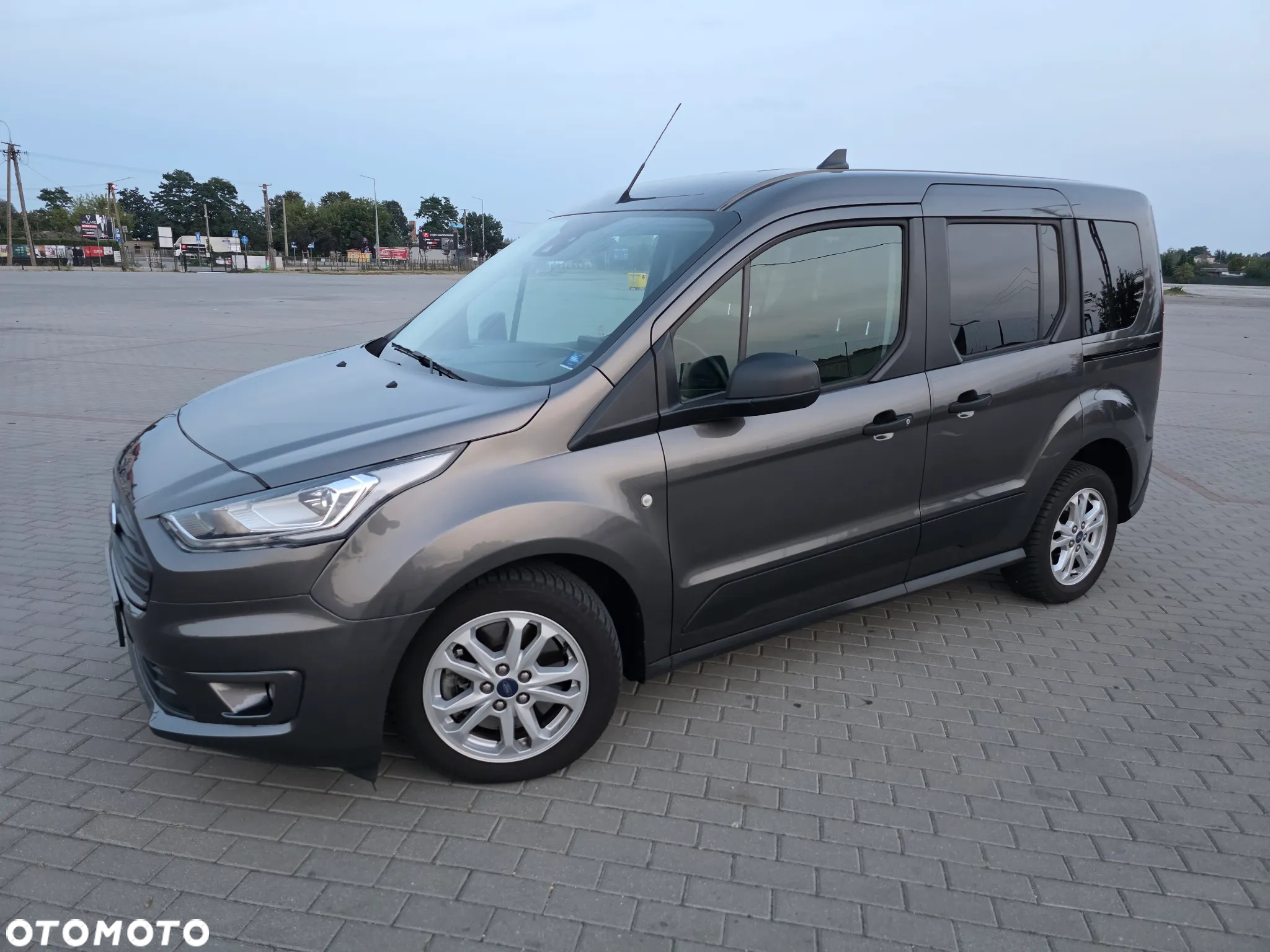 Ford Transit Connect 240 L2 Autm Trend - 2