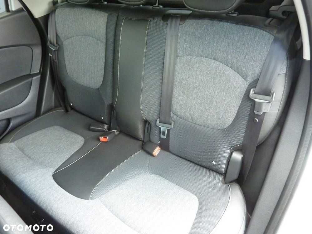 Renault Captur - 13