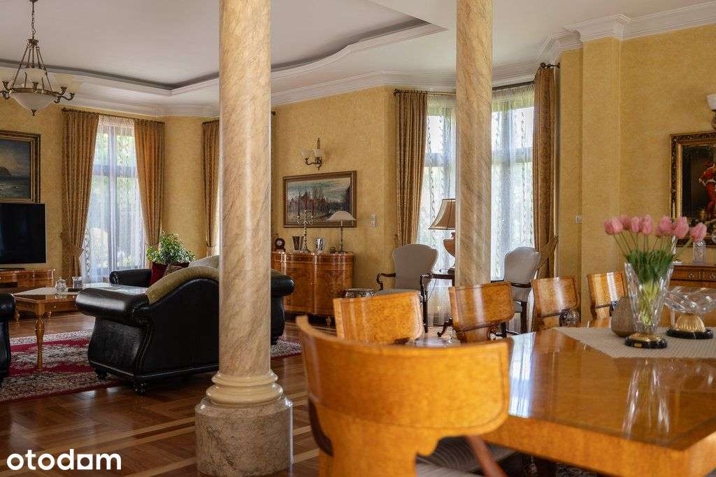 House - View 3