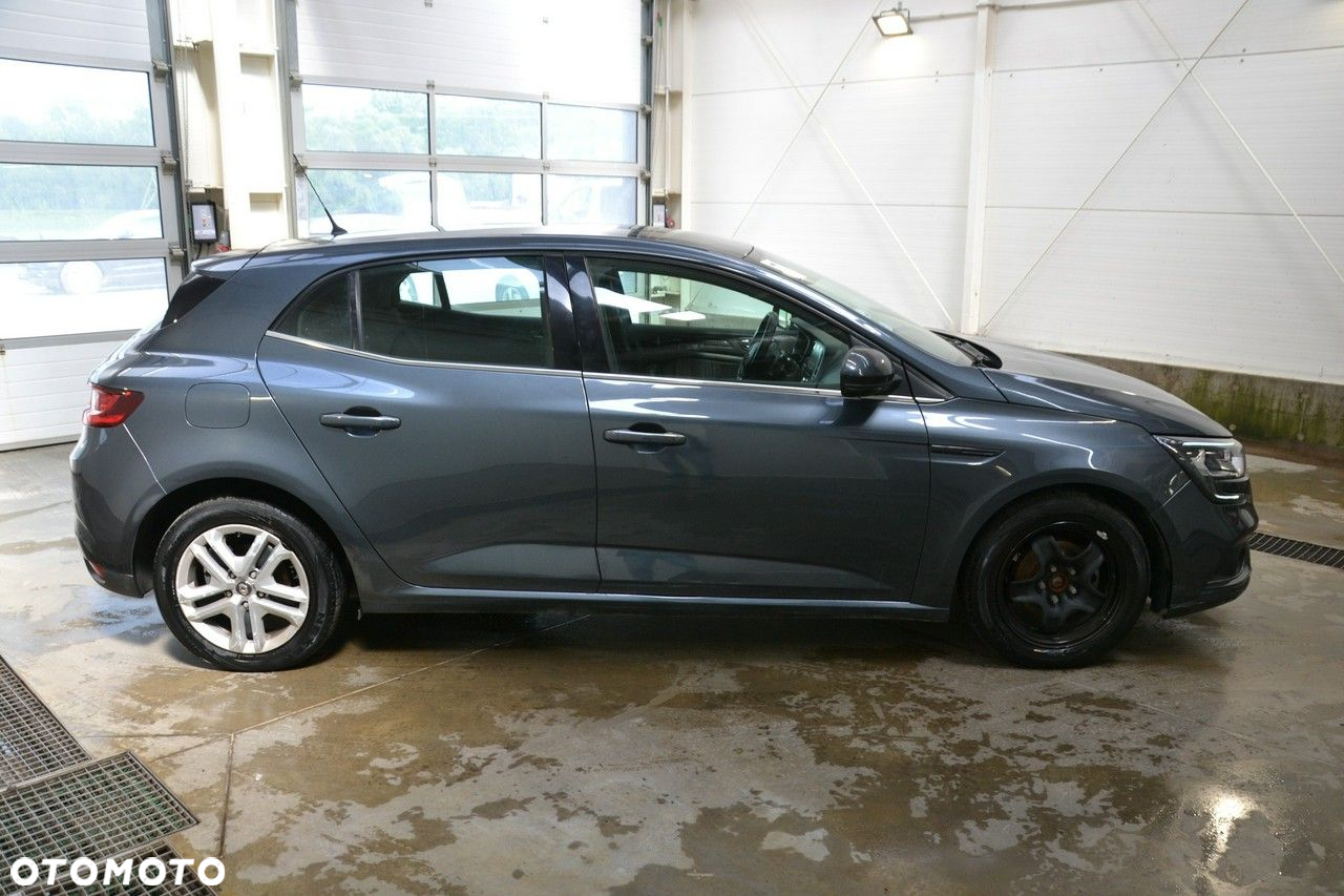 Renault Megane - 8