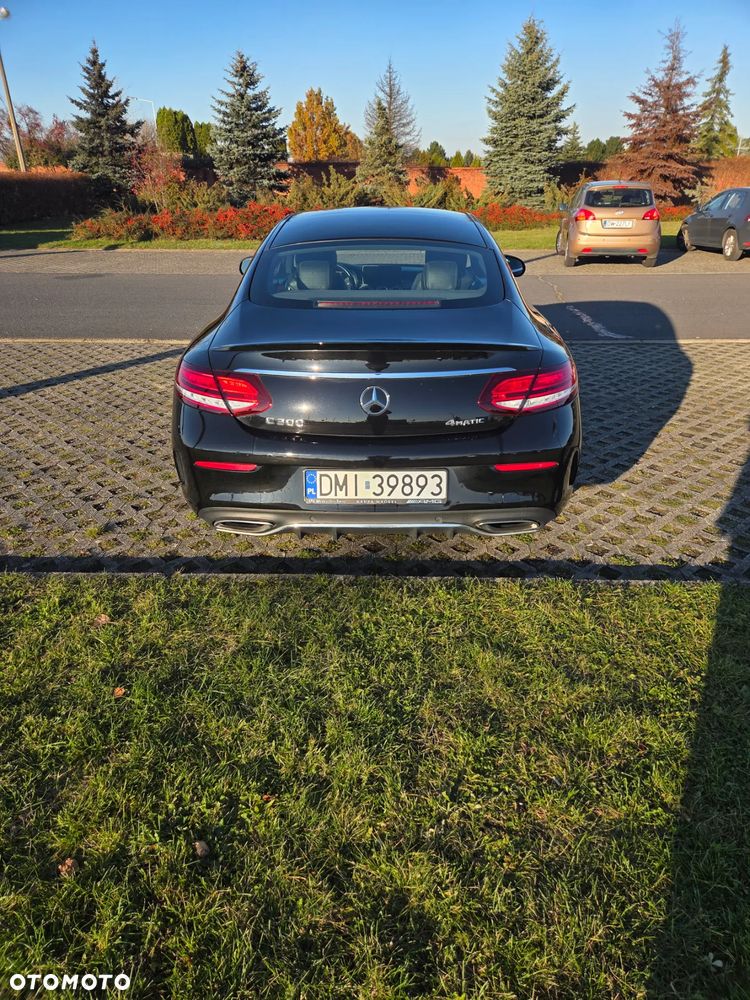 Mercedes-Benz Klasa C 300 4Matic 9G-TRONIC AMG Line Plus - 6