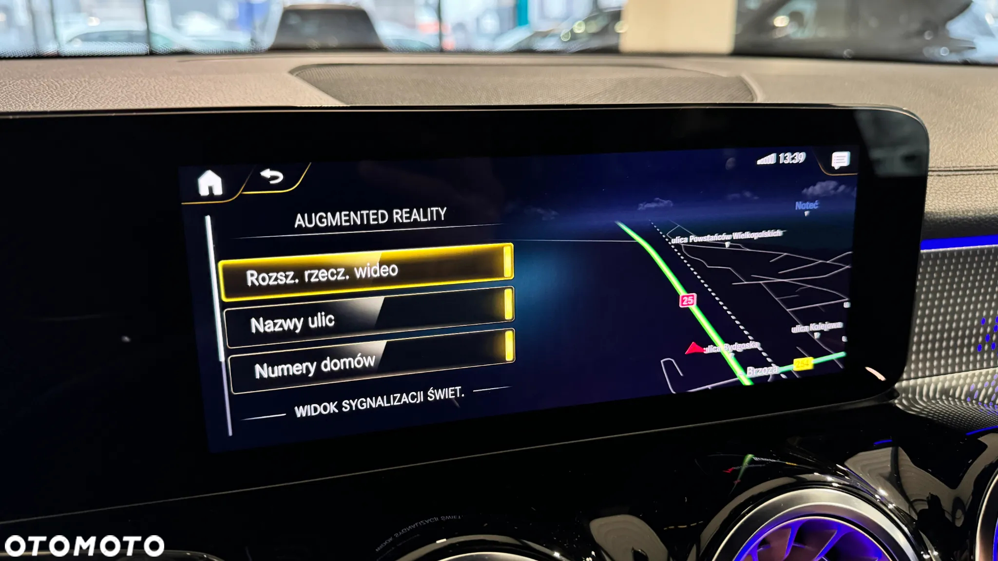 Mercedes-Benz EQB 250 66.5kWh Electric Art - 20
