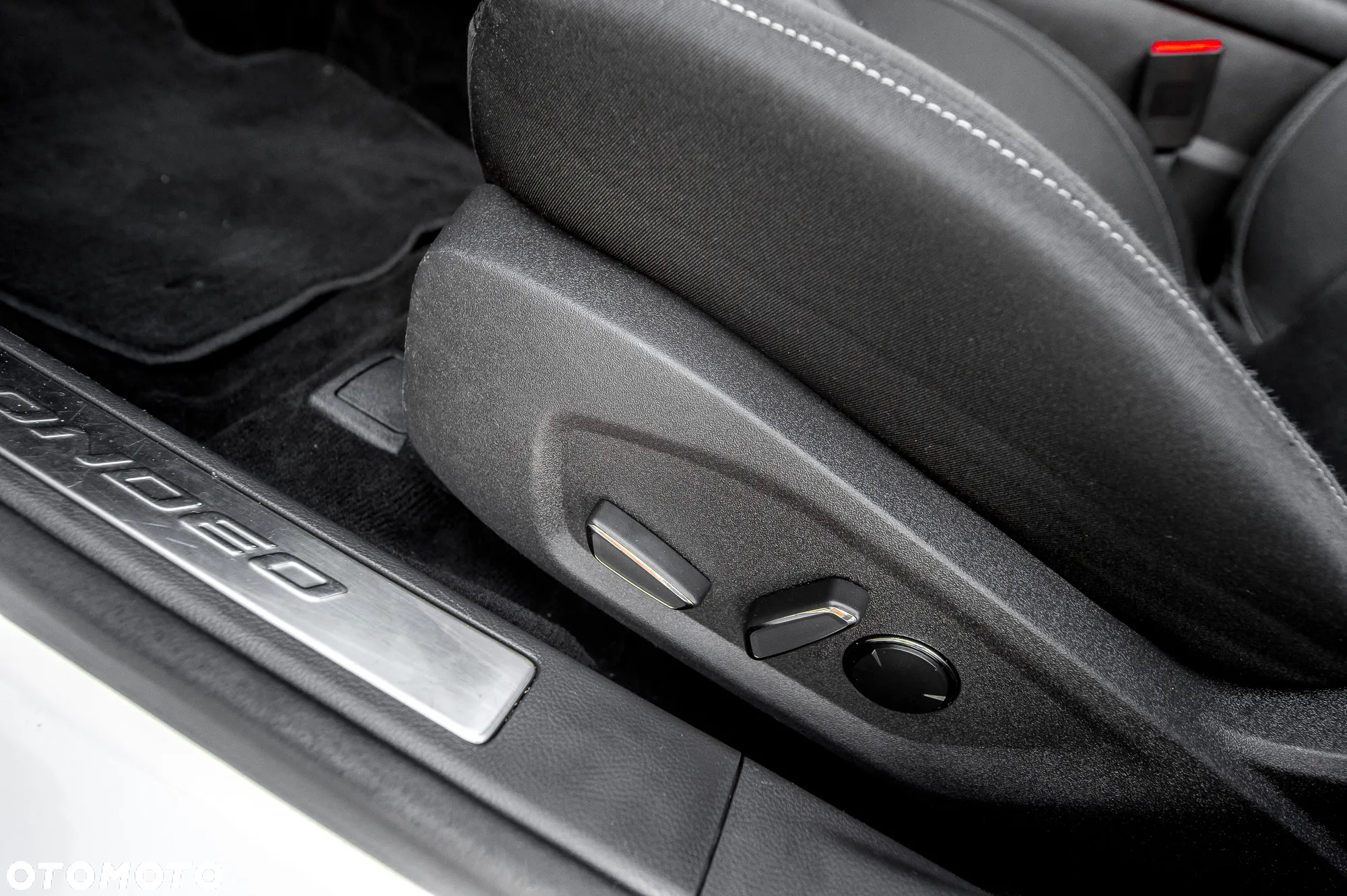 Ford Mondeo 2.0 EcoBlue Executive Plus - 25