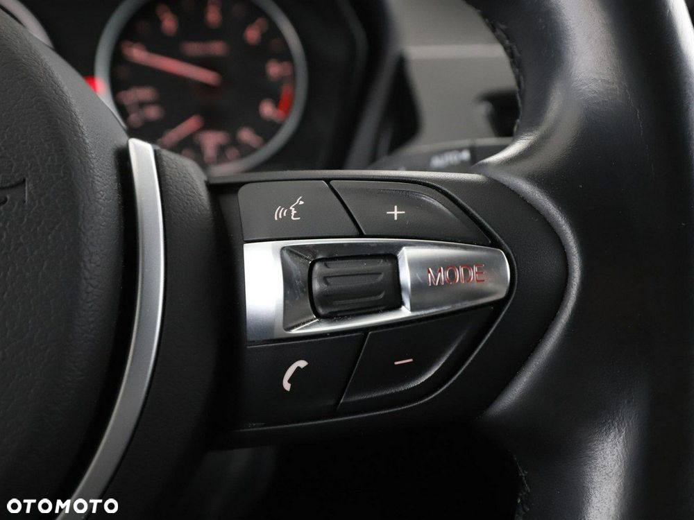 BMW X1 xDrive20d xLine - 29