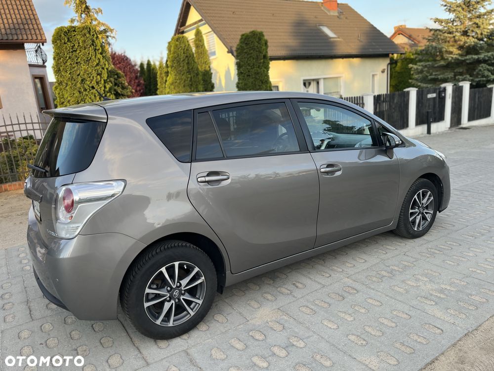 Toyota Verso 1.6 D-4D 5-Sitzer Start/Stop Comfort - 24