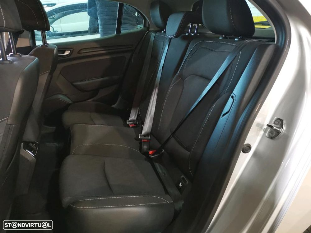 Renault Mégane 1.5 Blue dCi Limited - 7