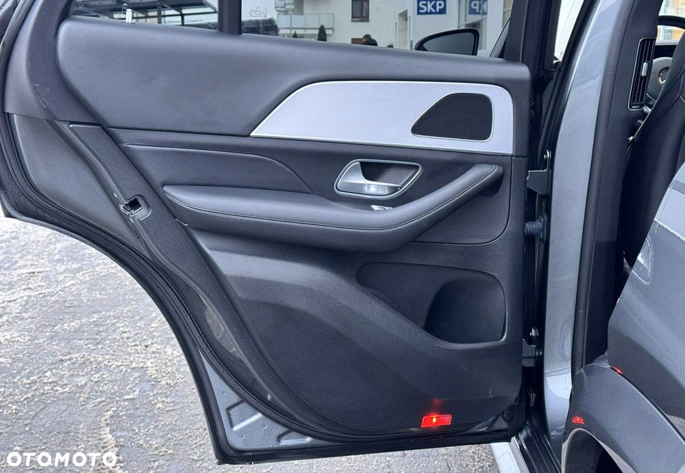 Mercedes-Benz GLE - 11