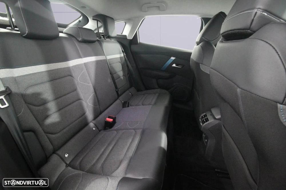 Citroën e-C4 50 kWh Shine - 11