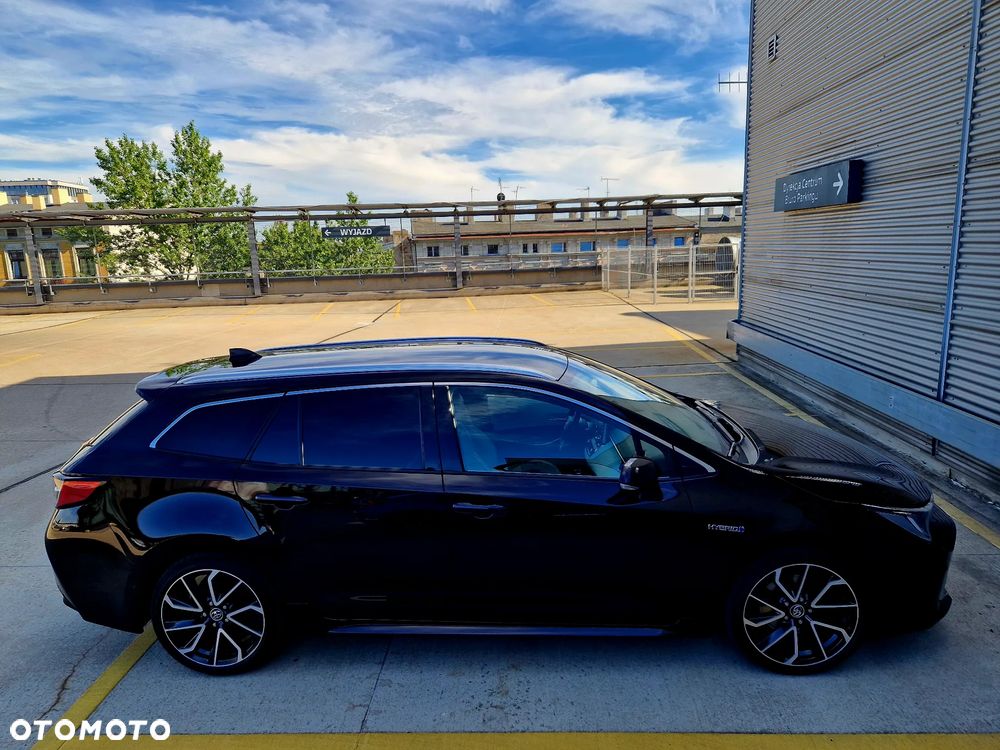 Toyota Corolla 2.0 Hybrid Executive - 15