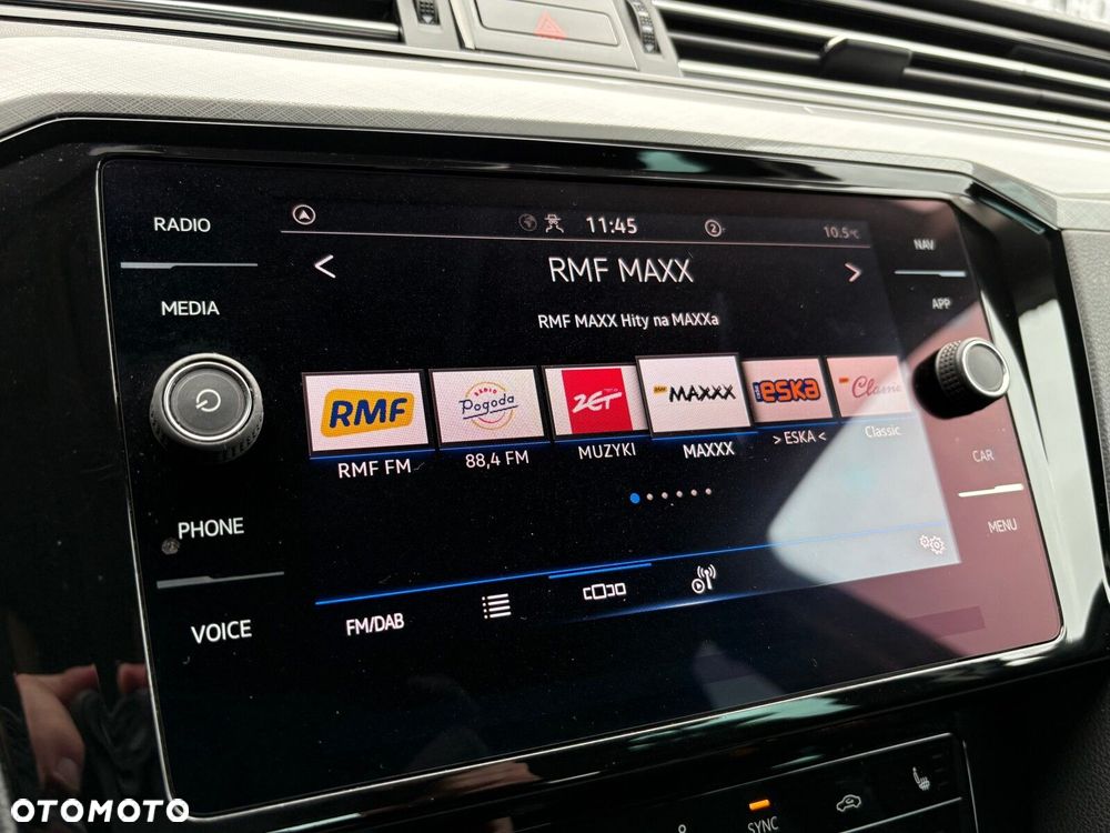 Volkswagen Passat - 31