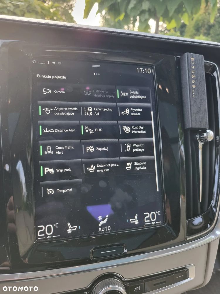 Volvo V90 Cross Country T6 AWD Geartronic - 27