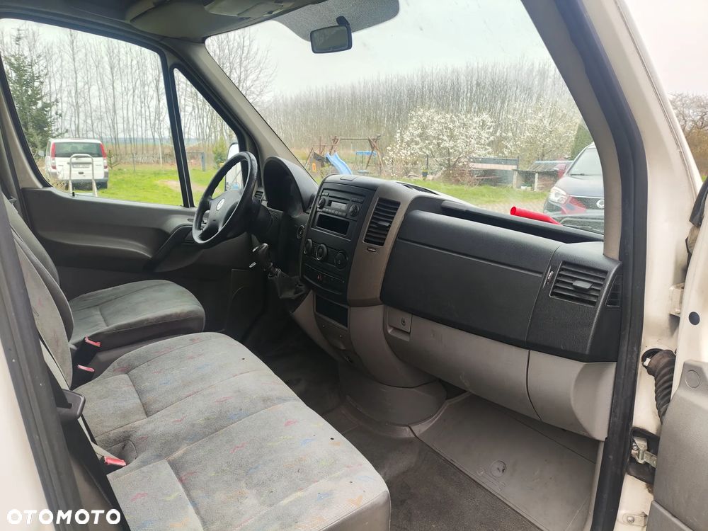 Volkswagen Crafter - 11