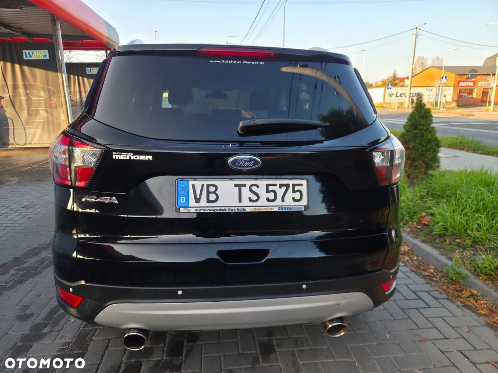 Ford Kuga 2.0 TDCi 2x4 Titanium - 12