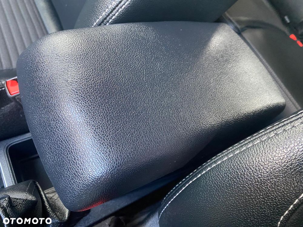 Ford EcoSport 1.0 EcoBoost TITANIUM X - 39