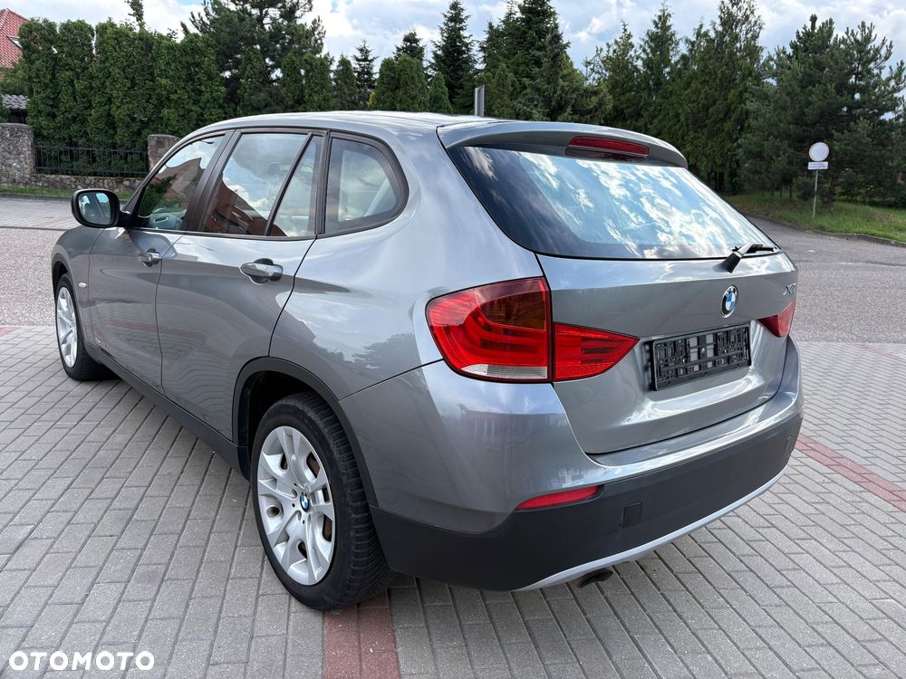 BMW X1 xDrive18d - 11