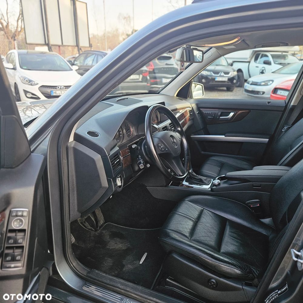 Mercedes-Benz GLK 250 CDI DPF 4Matic BlueEFFICIENCY 7G-TRONIC SPORT EDITION - 15