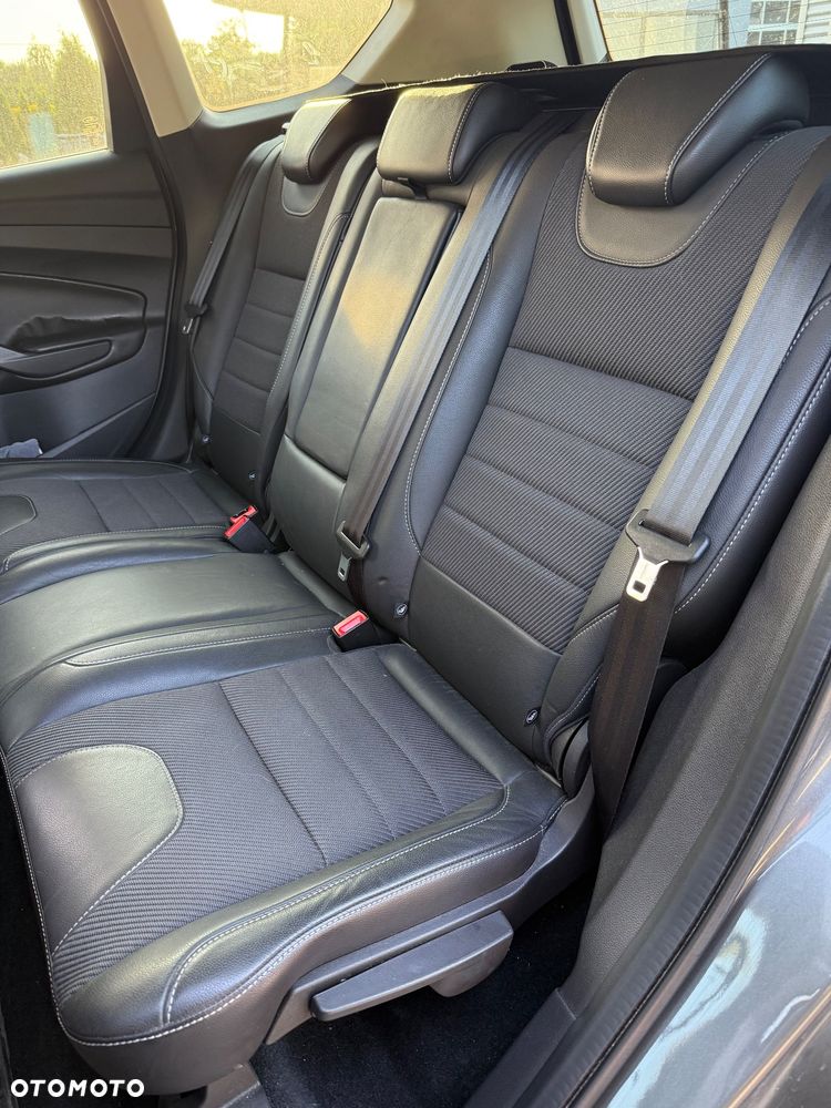 Ford Kuga 2.0 TDCi 4WD Titanium - 12