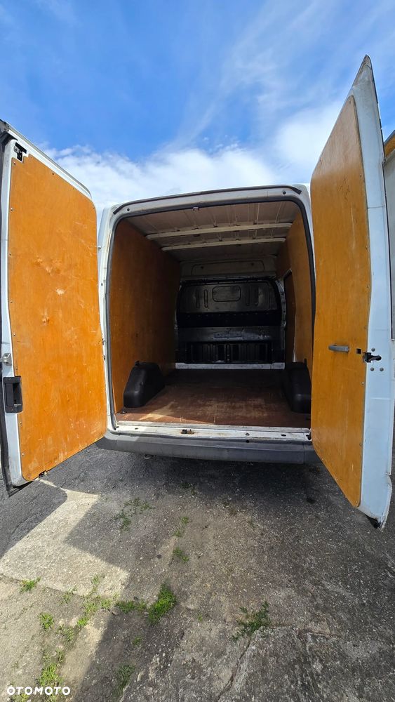Ford Transit - 19