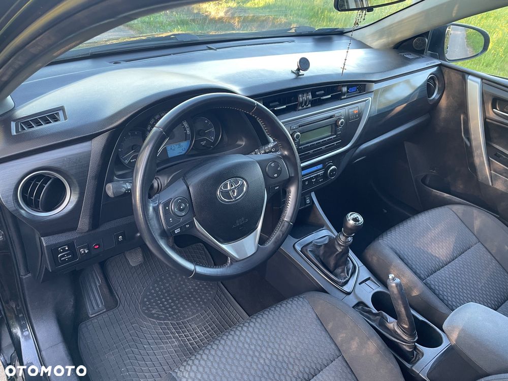 Toyota Auris 1.4 D-4D Active - 7