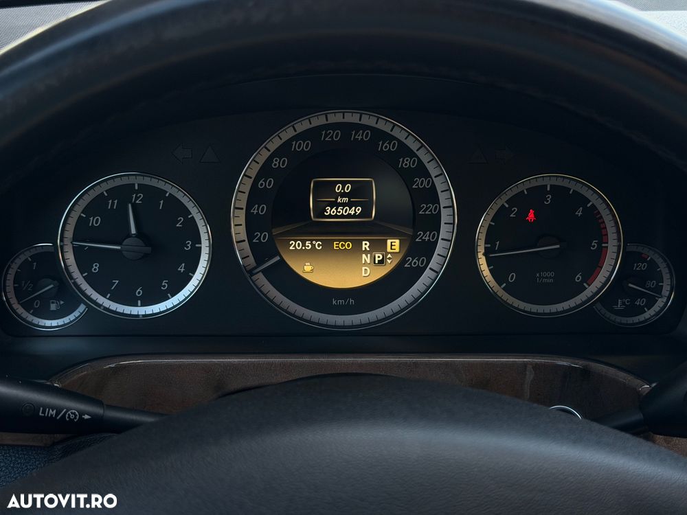Mercedes-Benz E 200 CDI 7G-TRONIC Elegance - 36