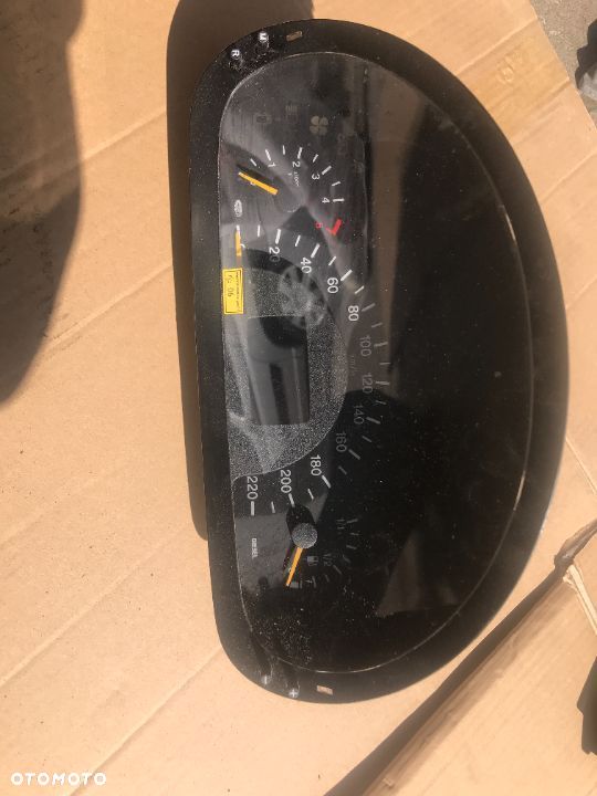 LICZNIK ZEGAR VITO W639 2,2 CDI EUROPA 6394462921 - 2