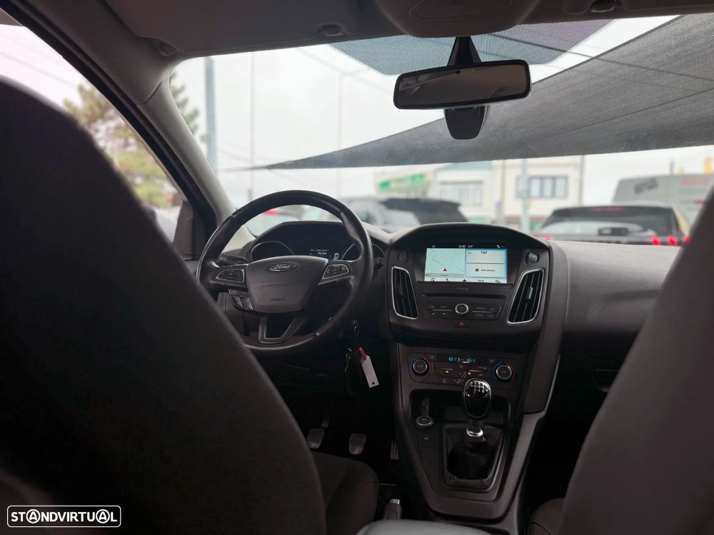 Ford Focus SW 1.5 TDCi Trend ECOnetic - 19