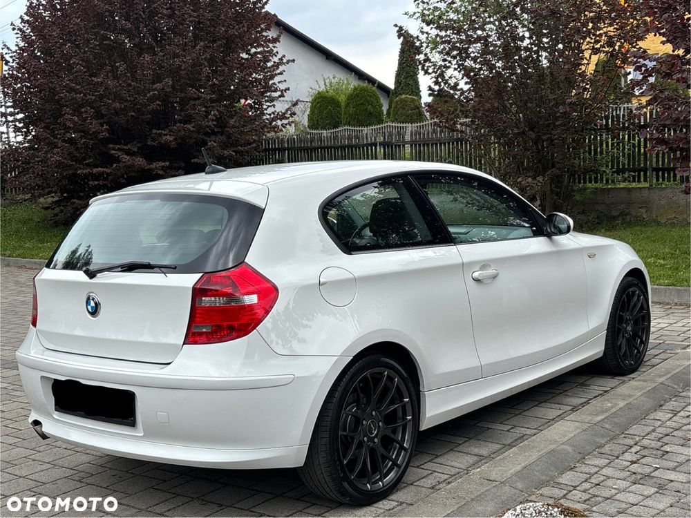 BMW Seria 1 116d DPF - 3