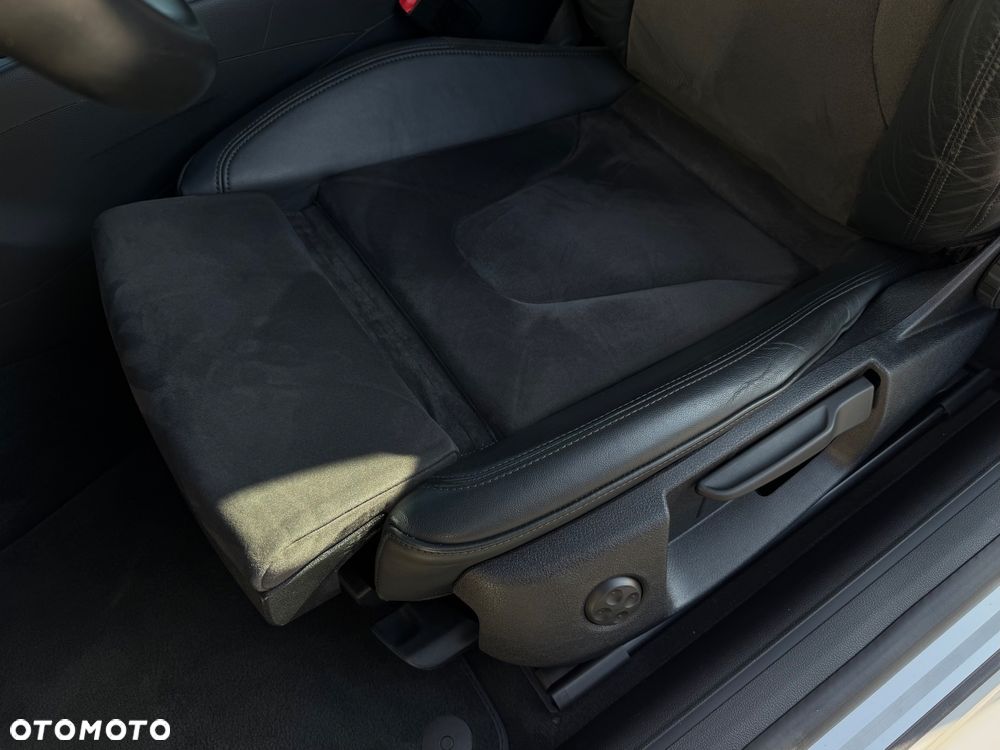Audi A5 Cabrio 2.0 TDI - 16
