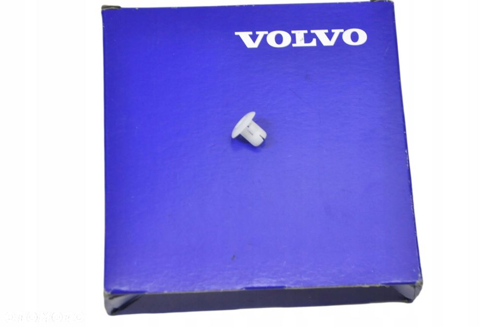 VOLVO V50 spinka klips mocowanie relingu dachowego - 1