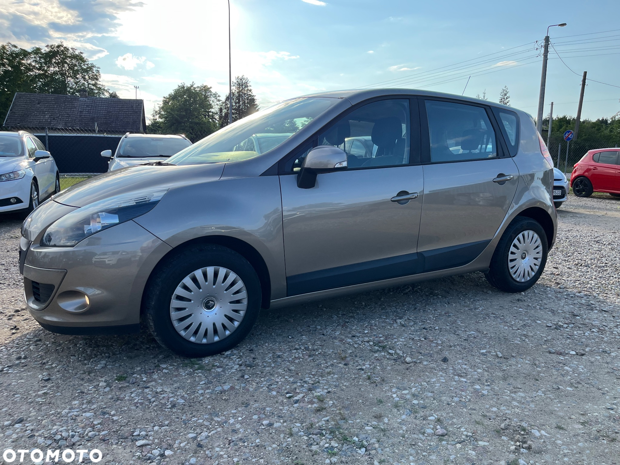 Renault Scenic 1.6 16V 110 Expression - 29