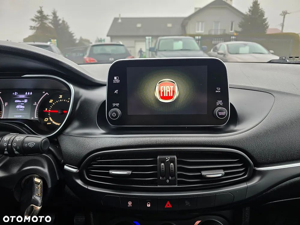 Fiat Tipo 1.4 16V More - 30