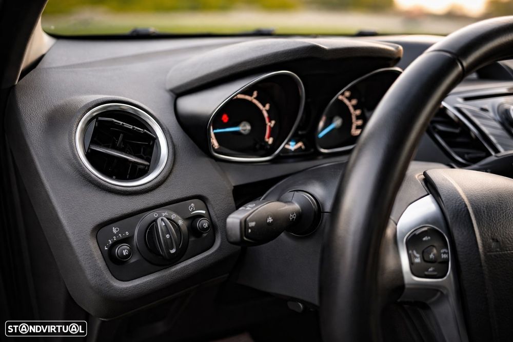 Ford Fiesta 1.0 EcoBoost Titanium Aut. - 8