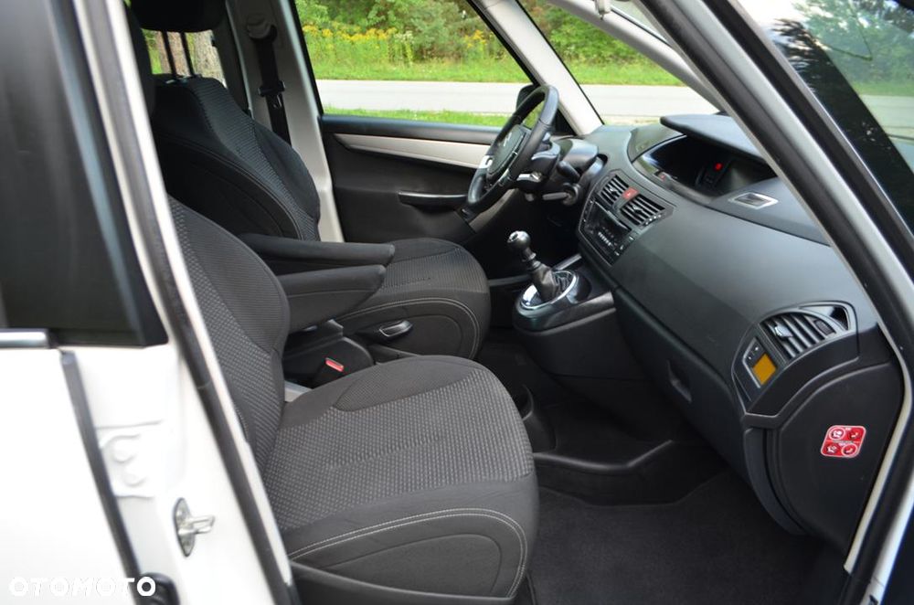 Citroën C4 Picasso 1.6 HDi Selection - 25