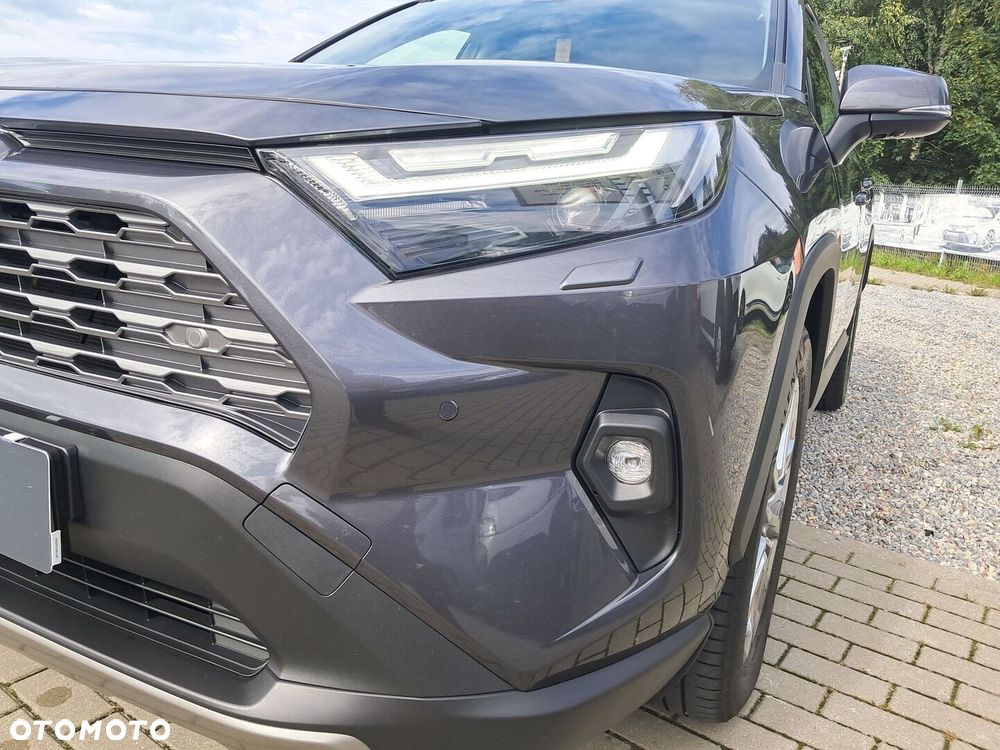 Toyota RAV4 - 9