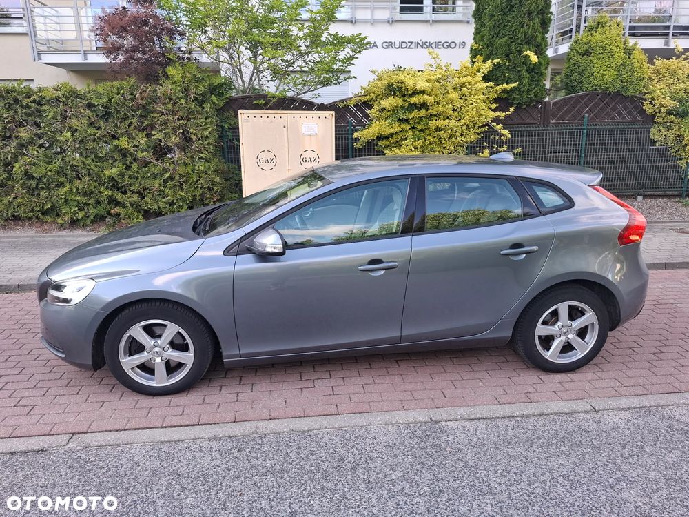 Volvo V40 T3 Drive-E Kinetic - 9