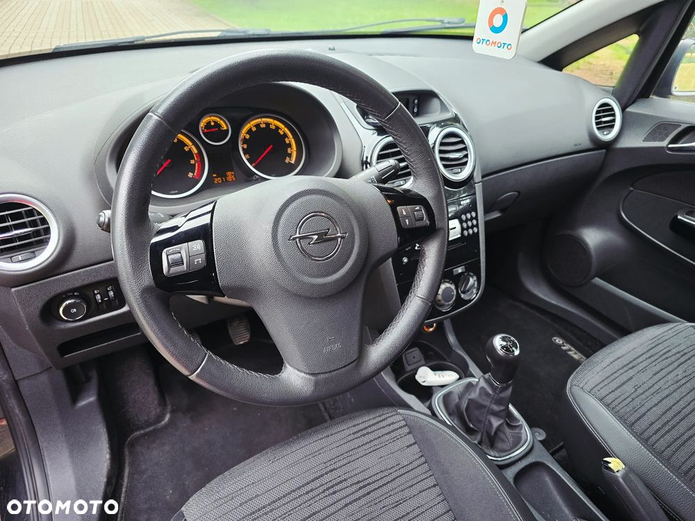 Opel Corsa - 2