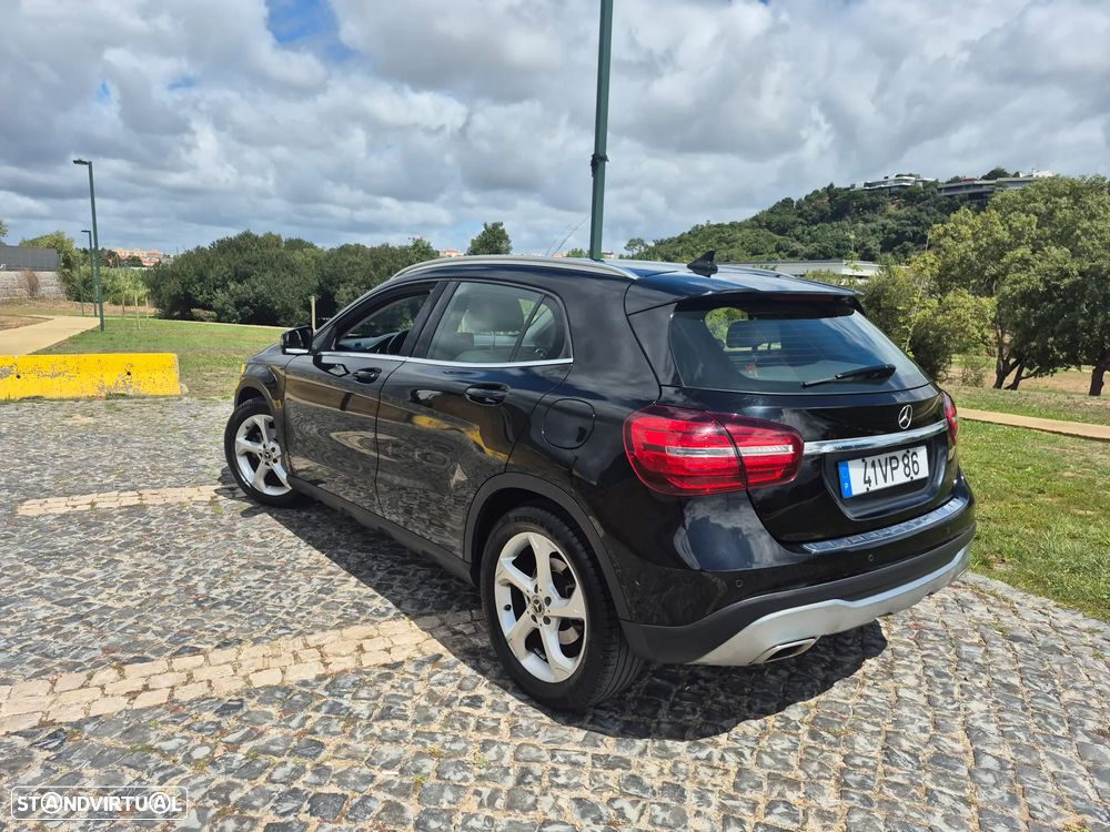 Mercedes-Benz GLA 180 (CDI) d Urban - 1