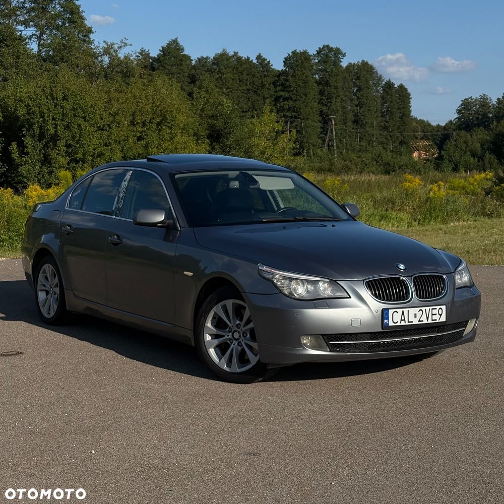 BMW Seria 5 525d Edition Exclusive - 1