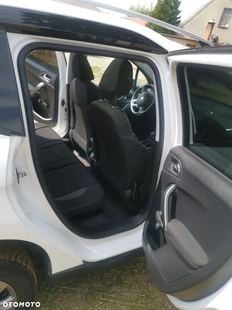 Peugeot 2008 1.2 Pure Tech GPF Active S&S - 7
