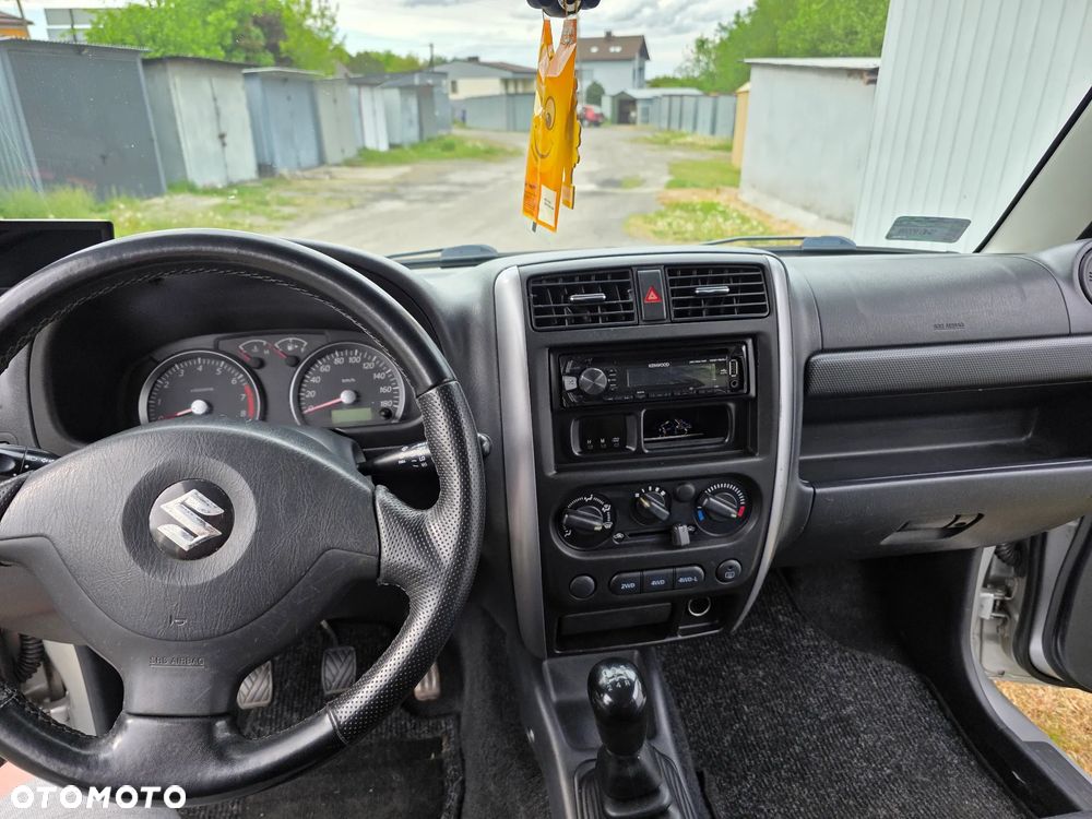 Suzuki Jimny - 11