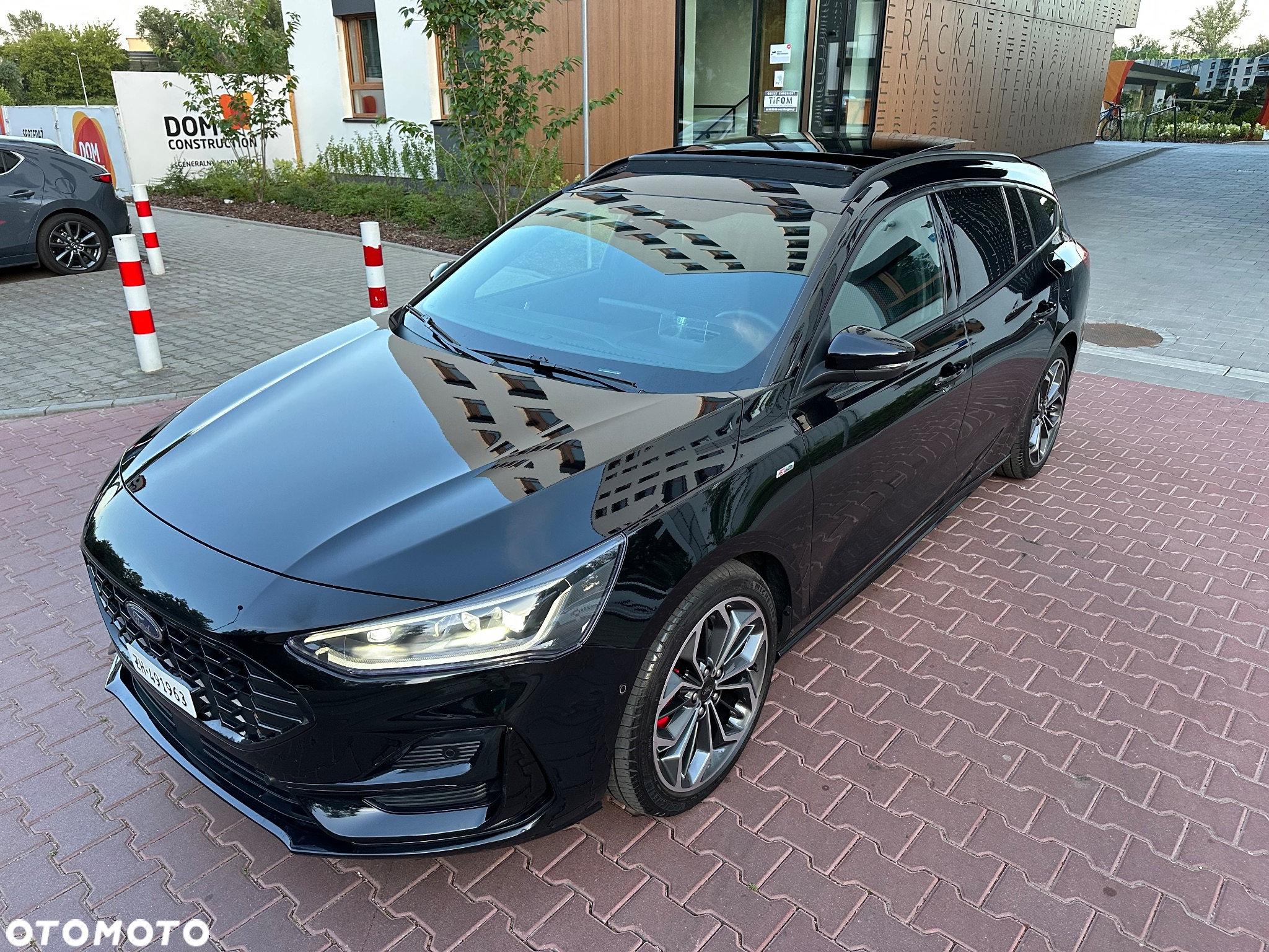 Ford Focus Turnier 1.0 EcoBoost Hybrid ST-LINE X - 3