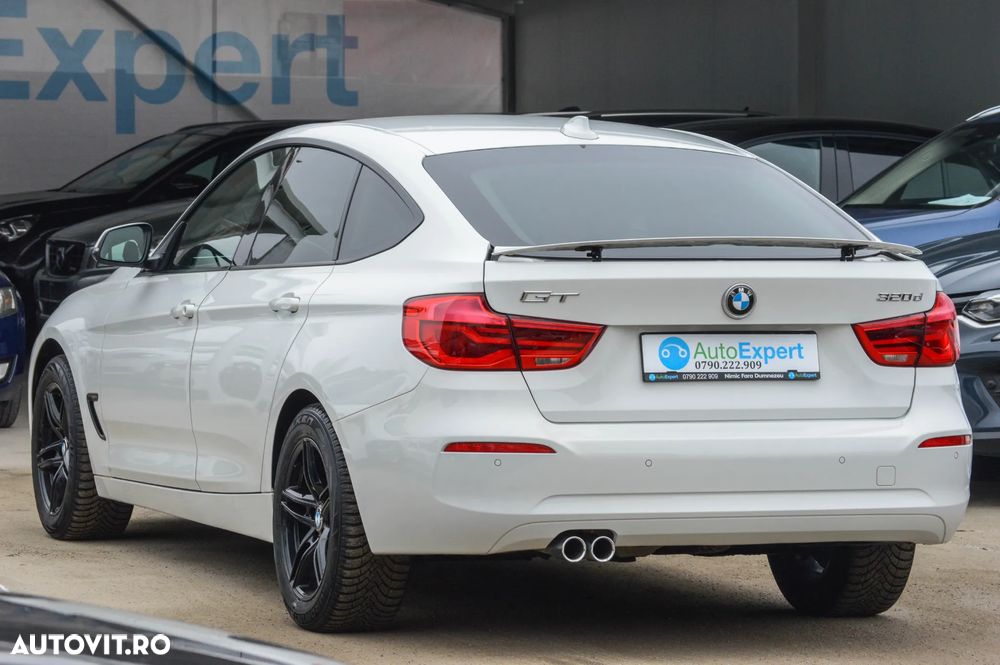 BMW Seria 3 320d Aut. Advantage - 33