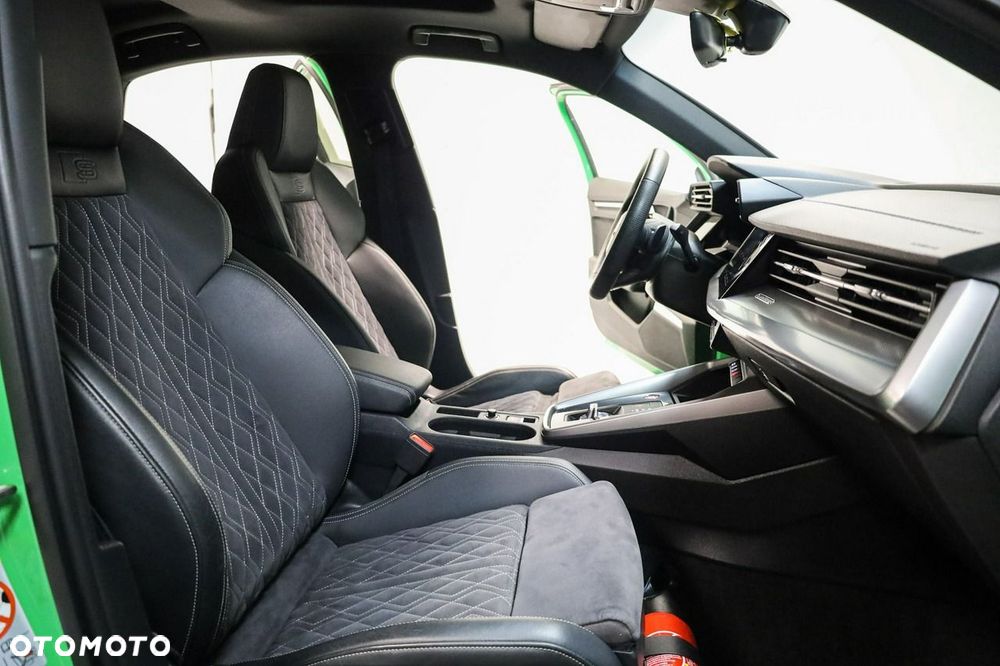 Audi S3 Limousine - 24