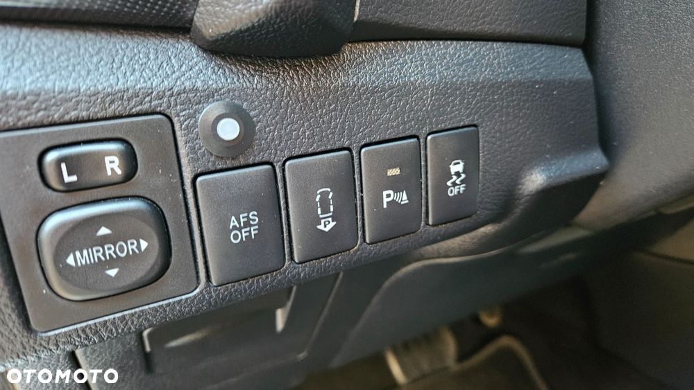 Toyota Auris 1.6 Valvematic Multidrive S Touring Sports Life - 26