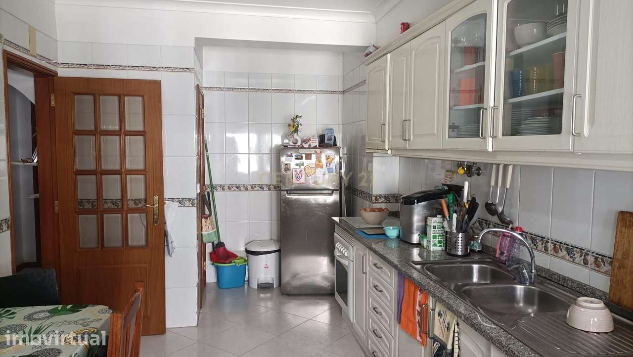 Apartamento T2 em Alenquer - Grande imagem: 2/12