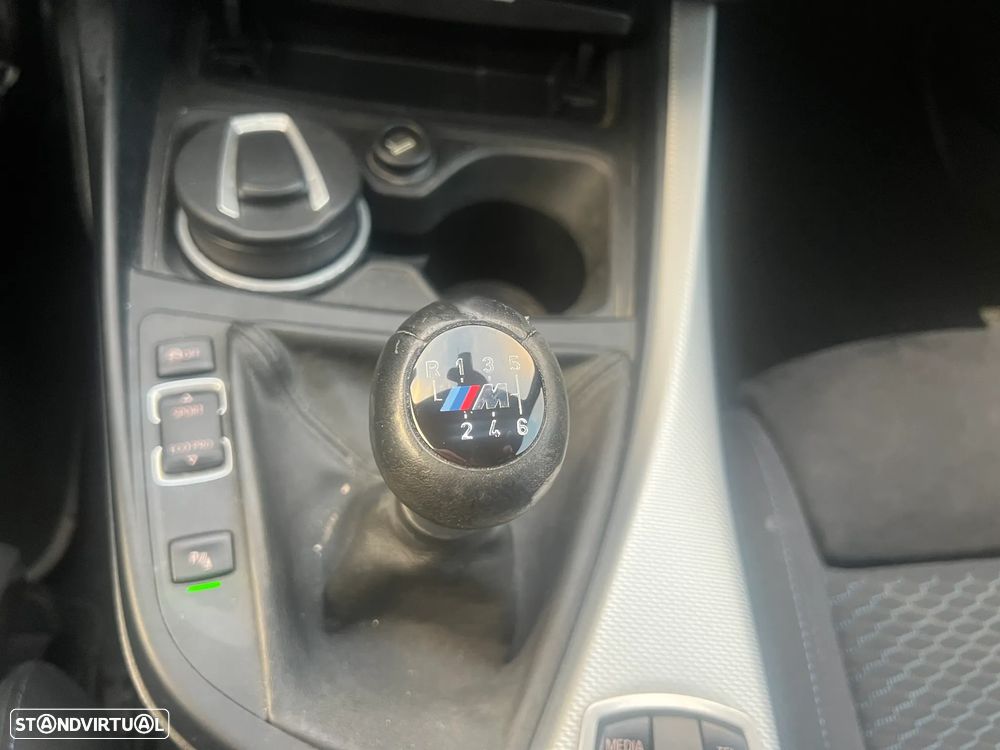 BMW 116 d Pack M - 9