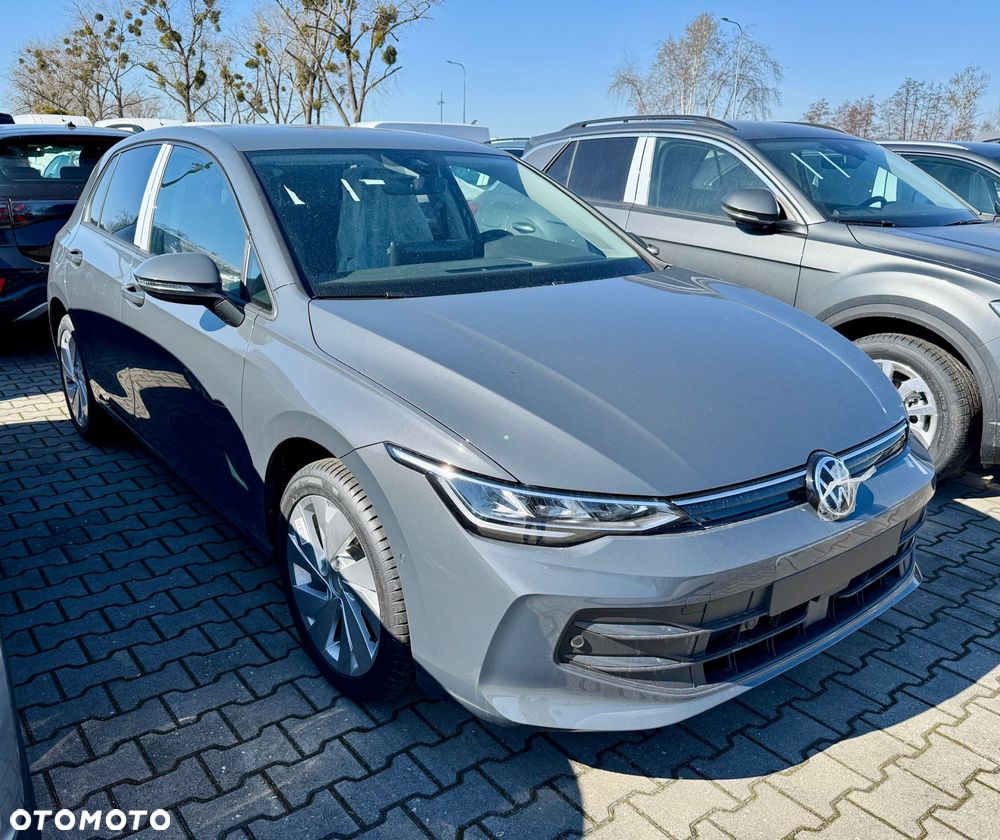 Volkswagen Golf - 4