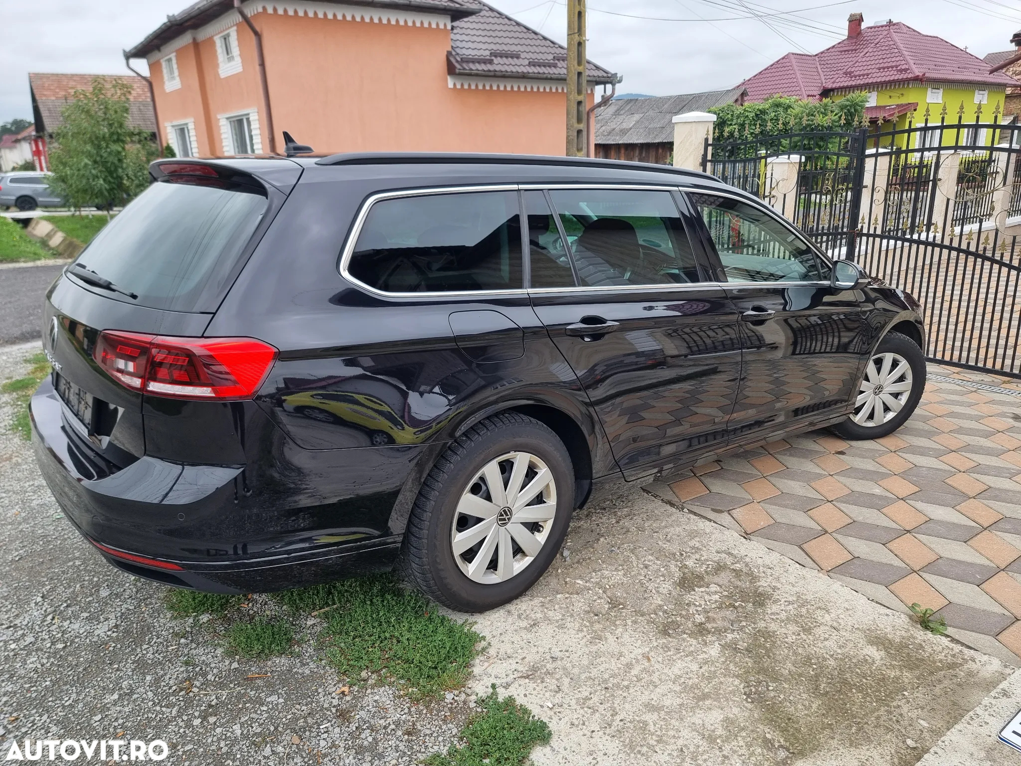 Volkswagen Passat Variant 2.0 TDI (BlueMotion Technology) Comfortline - 16