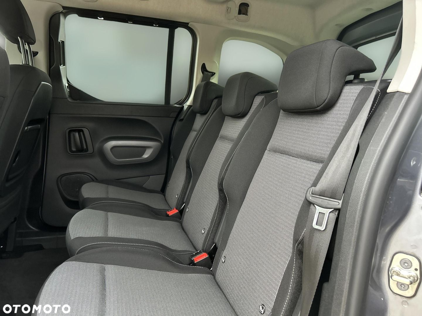 Toyota Proace City Verso 1.2 D-4T Family - 11